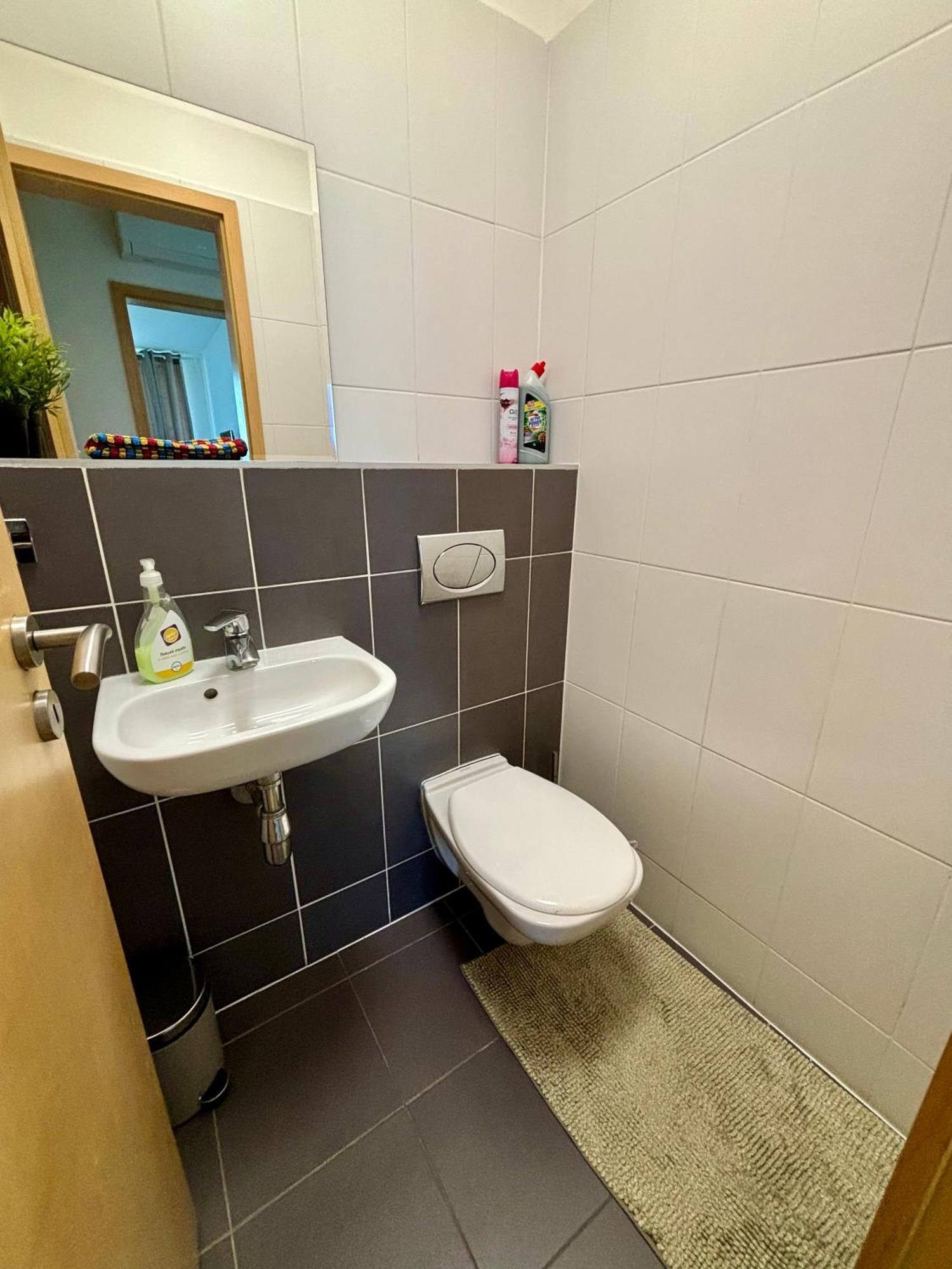 Three Towers With Beautiful View And Parking! Daire Bratislava Dış mekan fotoğraf